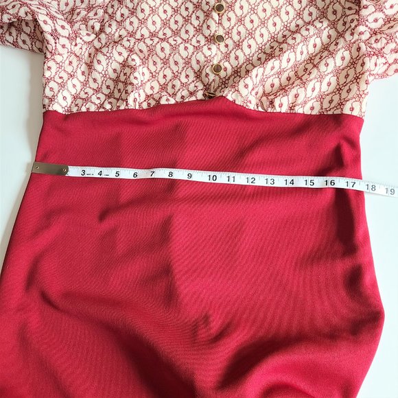 Vintage red and cream maxi dress from 1970s. - Picture 13 of 14